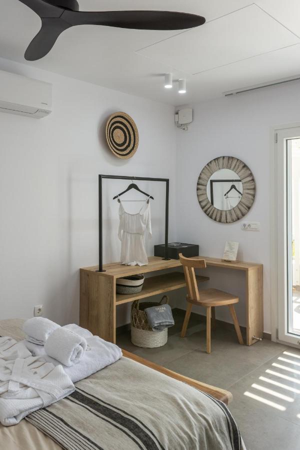 Orama Suites Milos Adamantas  Exterior photo